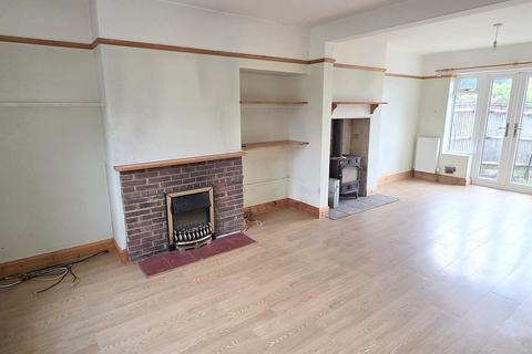 undefined, Rixons Close, Horsted Keynes, RH17