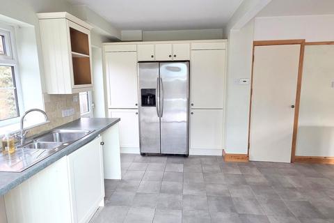 undefined, Rixons Close, Horsted Keynes, RH17
