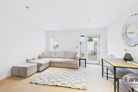 undefined, Meredith Court, Cheshunt