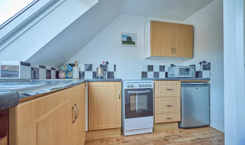 Kitchen to Front