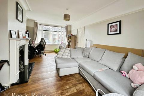 undefined, Latham Avenue, Cheshire WA7