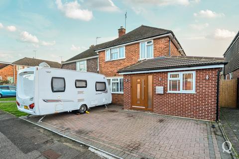 3 bedroom semi-detached house for sale, Silverdale Grove, Sittingbourne, Kent, ME10