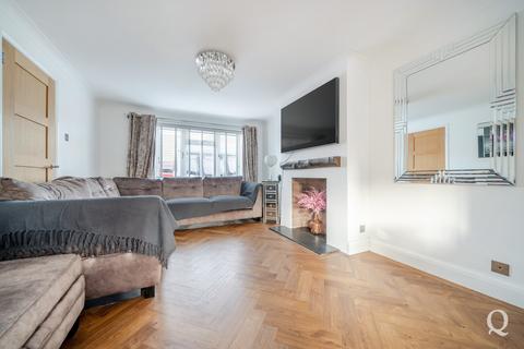 3 bedroom semi-detached house for sale, Silverdale Grove, Sittingbourne, Kent, ME10