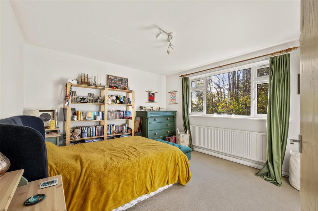 Flat 2 Malcolm Lodge,6.JPG
