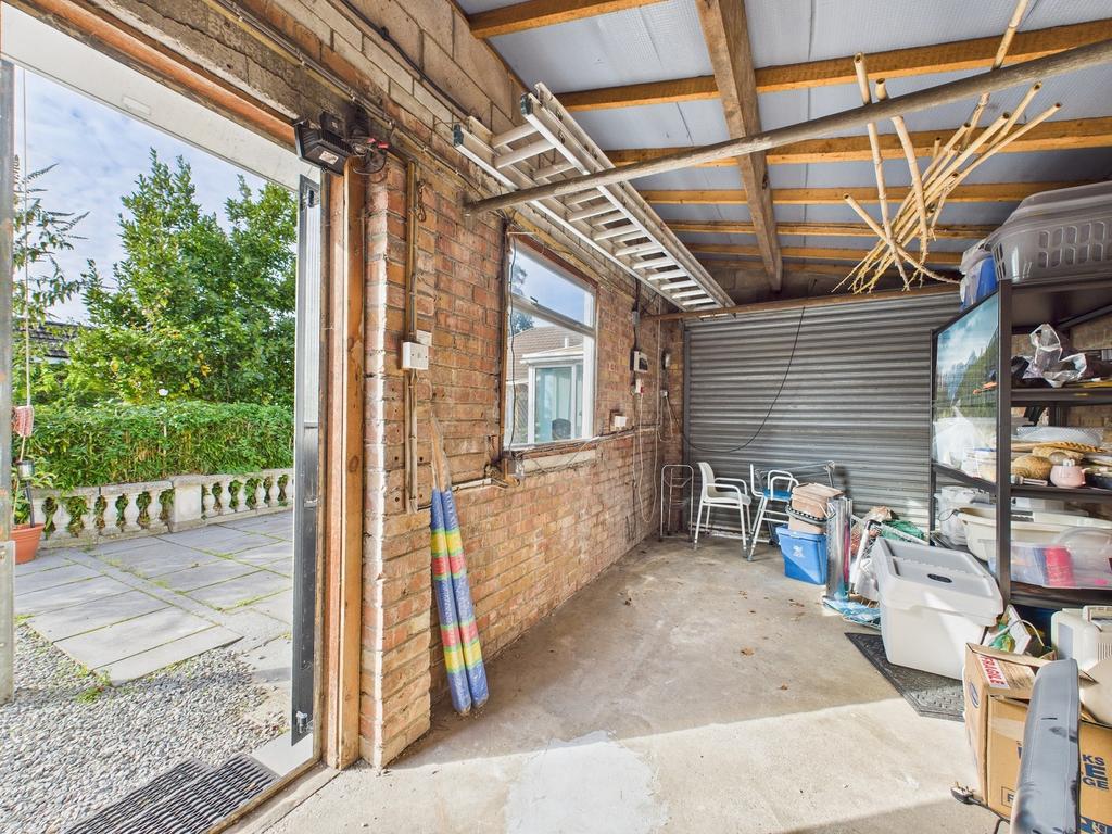 Garage/Workshop/Storage