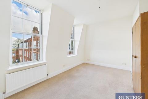 2 bedroom apartment for sale, Hall Park Road, Hunmanby, Filey