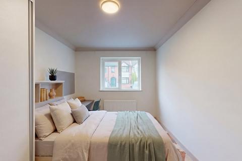 7 bedroom house to rent, Hove Drive, Manchester M14