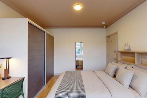 7 bedroom house to rent, Hove Drive, Manchester M14