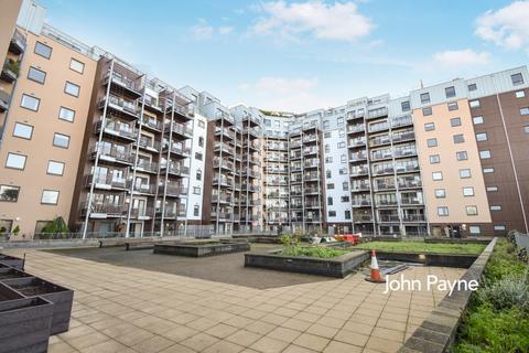 1 bedroom flat to rent, Seren Park Gardens London SE3