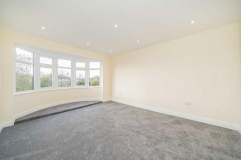 6 bedroom house to rent, Buxton Drive, New Malden KT3