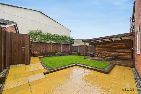 3 bedroom detached house for sale, Ivinson Way, Uttoxeter ST14