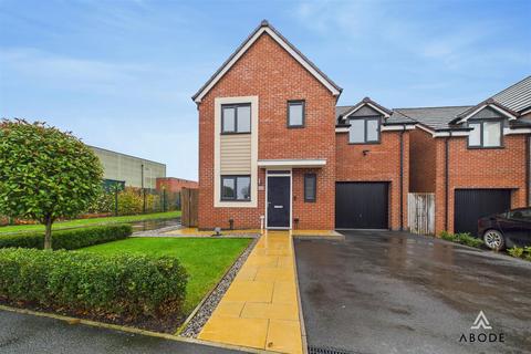 3 bedroom detached house for sale, Ivinson Way, Uttoxeter ST14