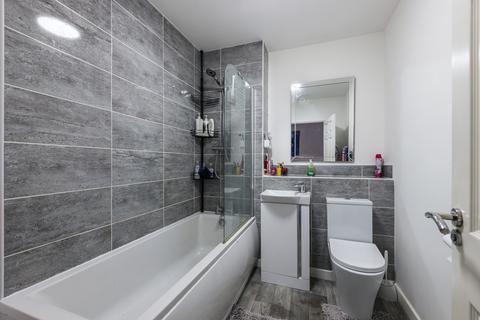 3 bedroom terraced house for sale, Belton Park Road, Skegness PE25