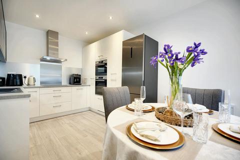 4 bedroom semi-detached house for sale, Watermark Road, Maidstone, ME14