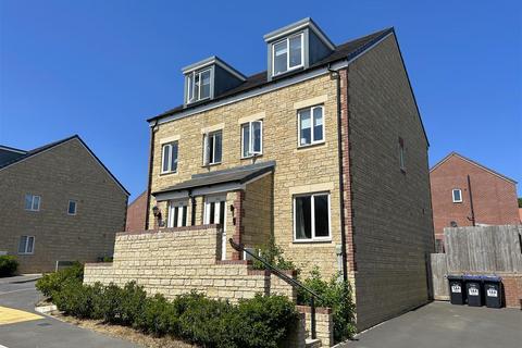 undefined, Gainey Gardens, Chippenham