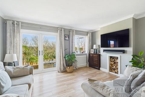 3 bedroom semi-detached house for sale, Park Crescent, Hastings