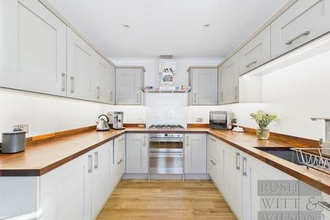 3 bedroom semi-detached house for sale, Park Crescent, Hastings