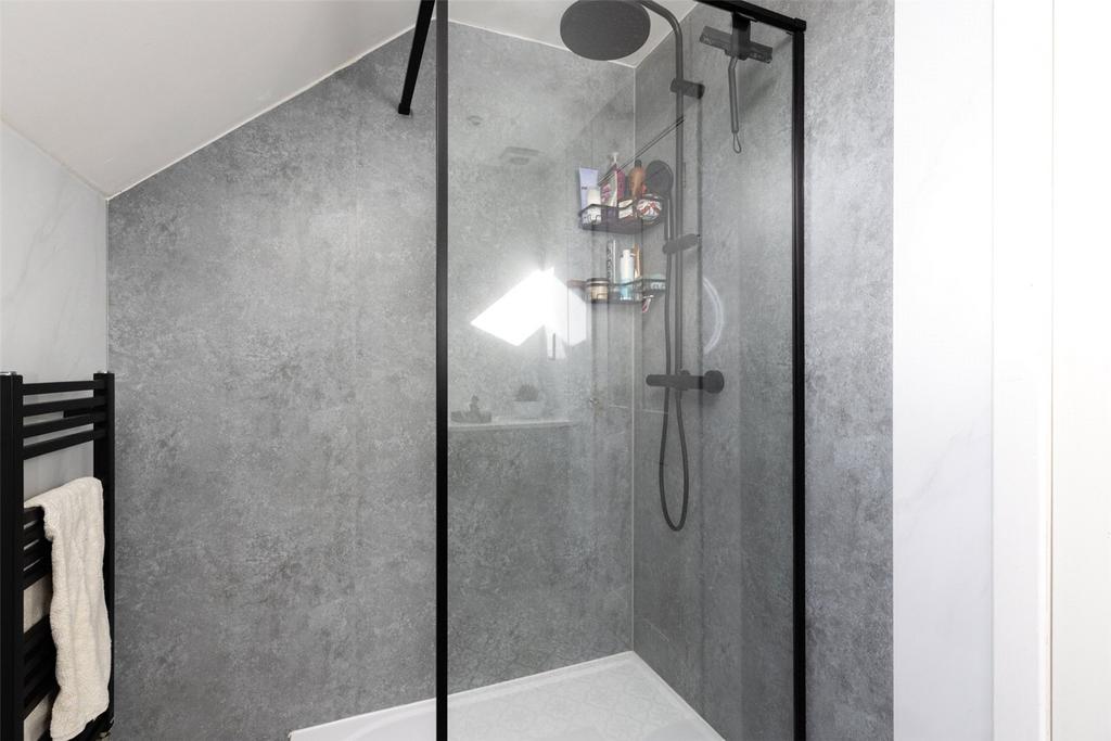 Bedroom 1 Ensuite