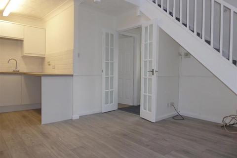 1 bedroom terraced house to rent, Mealsgate, Peterborough