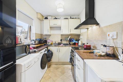 2 bedroom flat for sale, Prince Of Wales Close, Bury St. Edmunds
