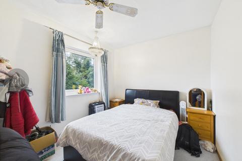 2 bedroom flat for sale, Prince Of Wales Close, Bury St. Edmunds