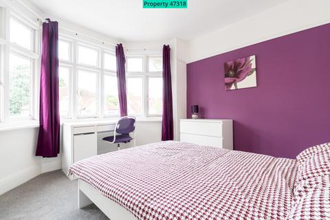 6 bedroom semi-detached house to rent, 49 Granby Grove, Southampton, SO17