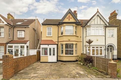 Warwick Road, Thornton Heath