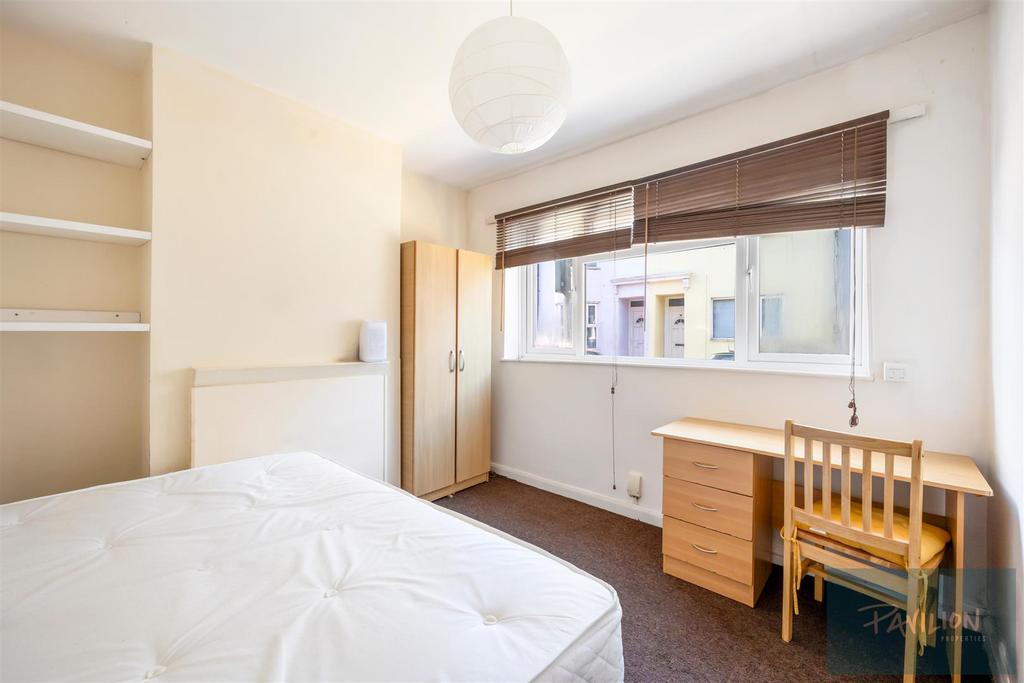 St Mary Magdalene Street, 42-006.JPG