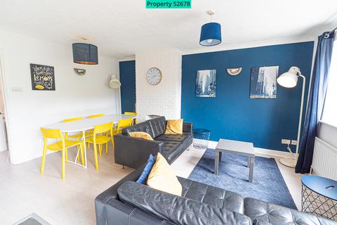 6 bedroom townhouse to rent, Highcrown Mews, Southampton, SO17 1PT