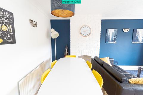 6 bedroom townhouse to rent, Highcrown Mews, Southampton, SO17 1PT