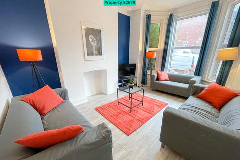 6 bedroom terraced house to rent, Tennyson Road, Southampton, SO17 2HG