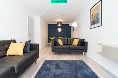 6 bedroom semi-detached house to rent, Burgess Road, Southampton, SO16 7PP