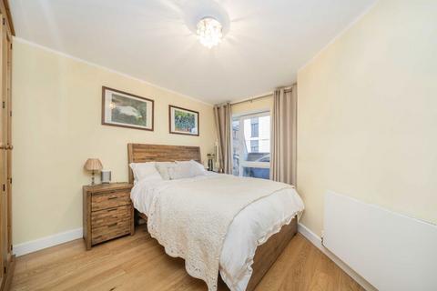 undefined, Chatfield Road, London SW11
