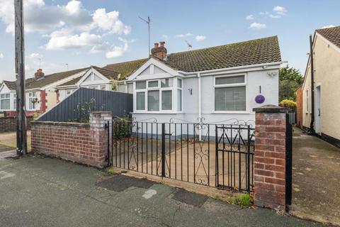 undefined, Green Lane,  Sunbury-on-Thames,  TW16