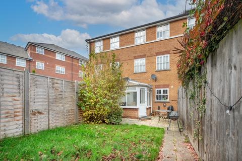 undefined, Macmillan Way, London SW17