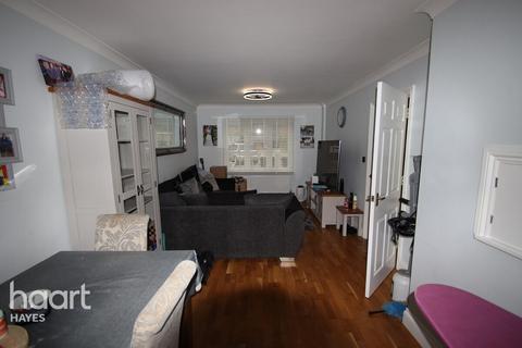 undefined, Cookham Close, Southall