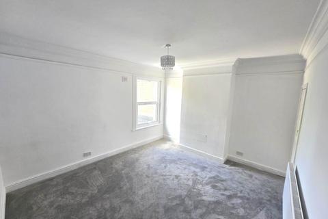 undefined, Old Bedford Road, Luton LU2