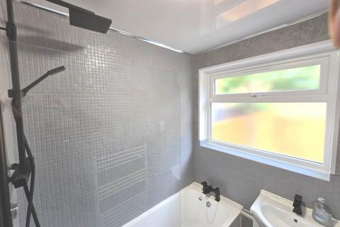 undefined, Old Bedford Road, Luton LU2