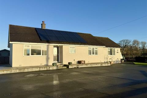 3 bedroom detached bungalow for sale, Pennant, Llanon