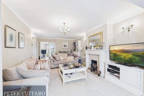4 bedroom semi-detached house for sale, St. Margarets Road, Ware SG12