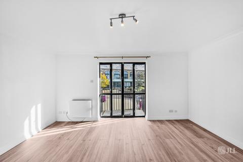 2 bedroom apartment for sale, Isle Of Dogs E14