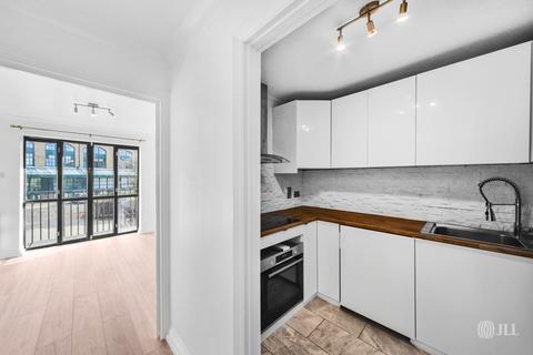 Flat 15, Brunel House Ship Yard, London, E14 3TR