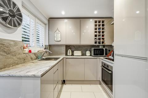 2 bedroom end of terrace house for sale, Irving Close, Hertfordshire CM23
