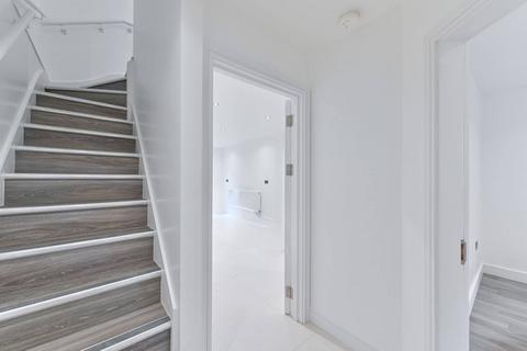 2 bedroom flat for sale, Coldharbour Lane, Brixton, London, SW9