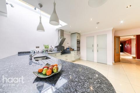 5 bedroom detached house for sale, The Gallop, Sutton