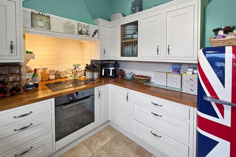undefined, New Road, Llanelli SA15