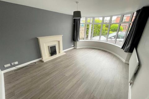 3 bedroom detached house to rent, Cheddleton
