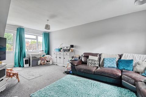 undefined, Chestnut Close, Kingsbury, Tamworth