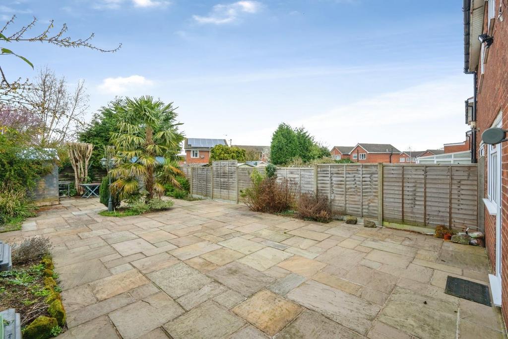 54chestnutclose-3.jpg