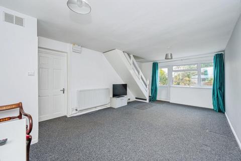 undefined, Chestnut Close, Kingsbury, Tamworth